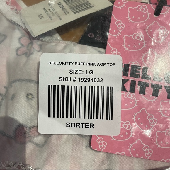 NWT hello kitty apple pink puff skimmer top - Picture 8 of 8
